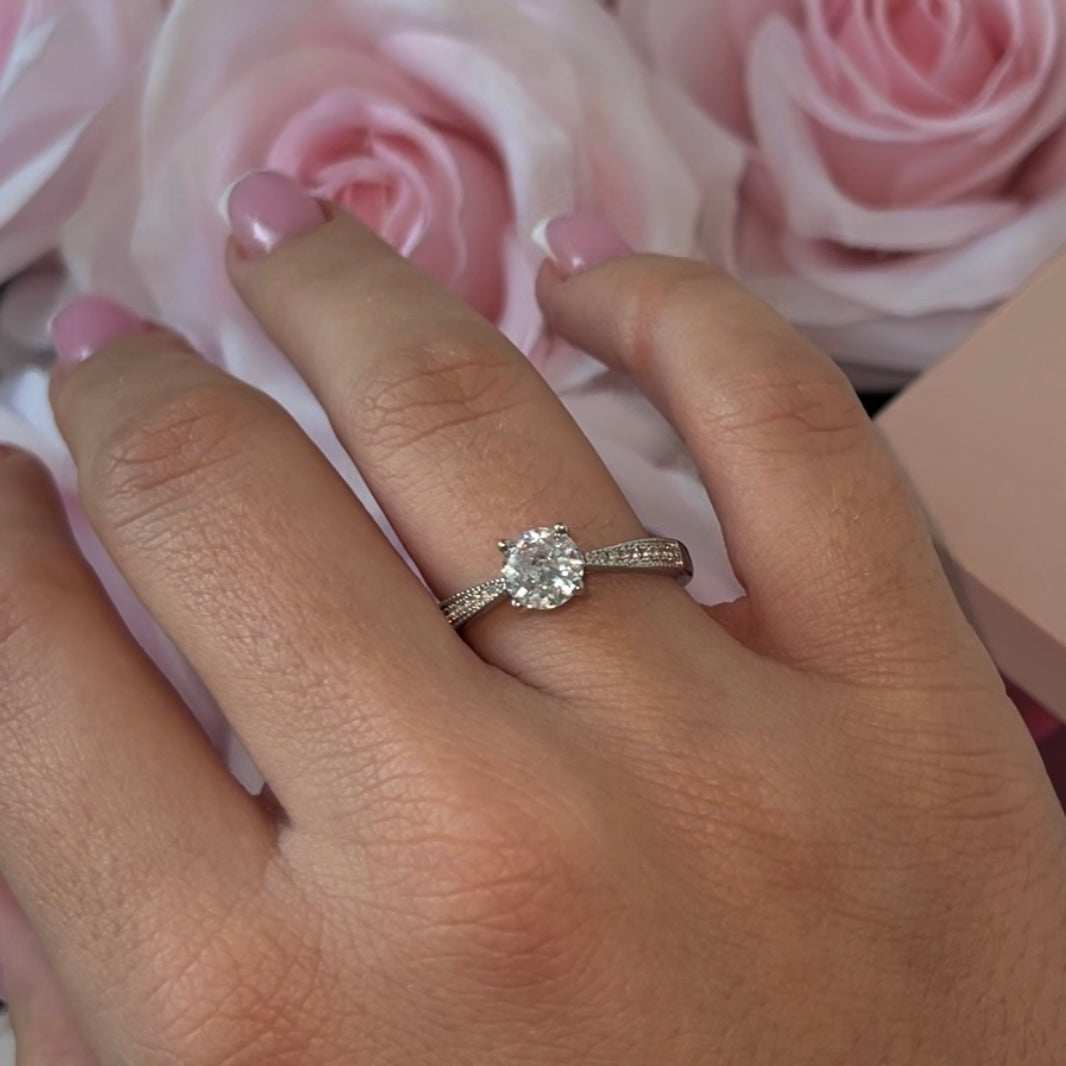 Bella Shiny Ring